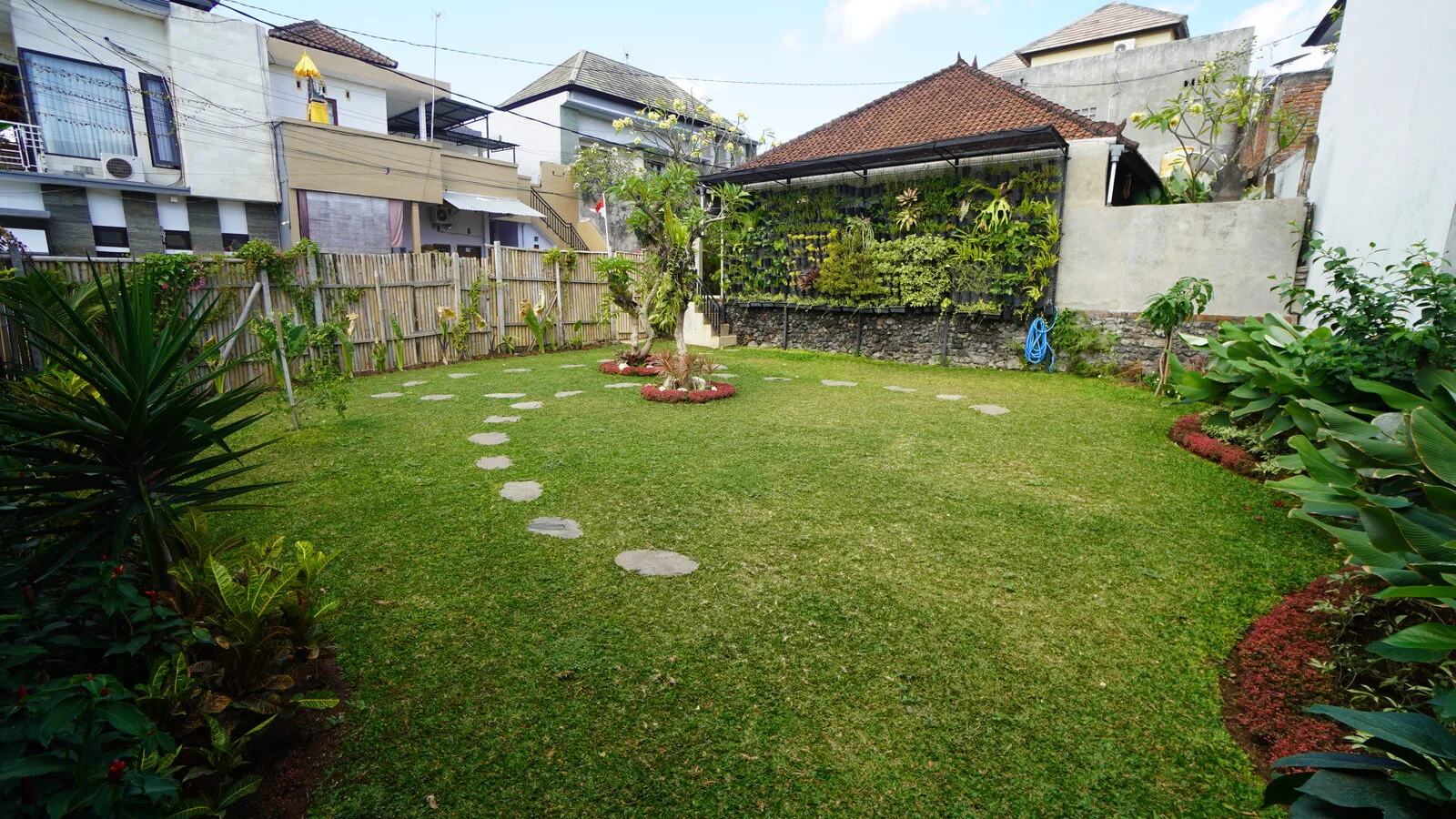 Taman Kembang Sepatu image 7